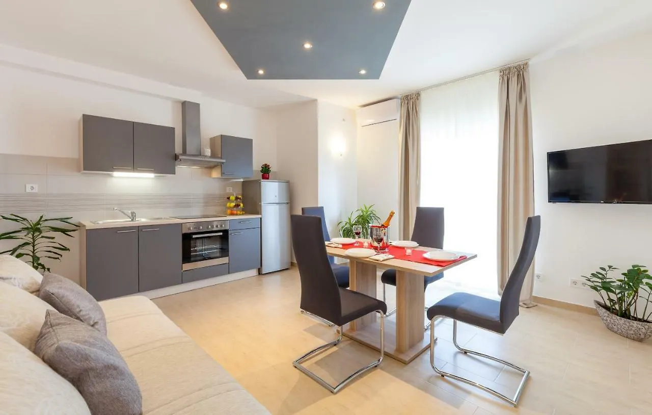 Sunny Garden A2 Apartment Split
